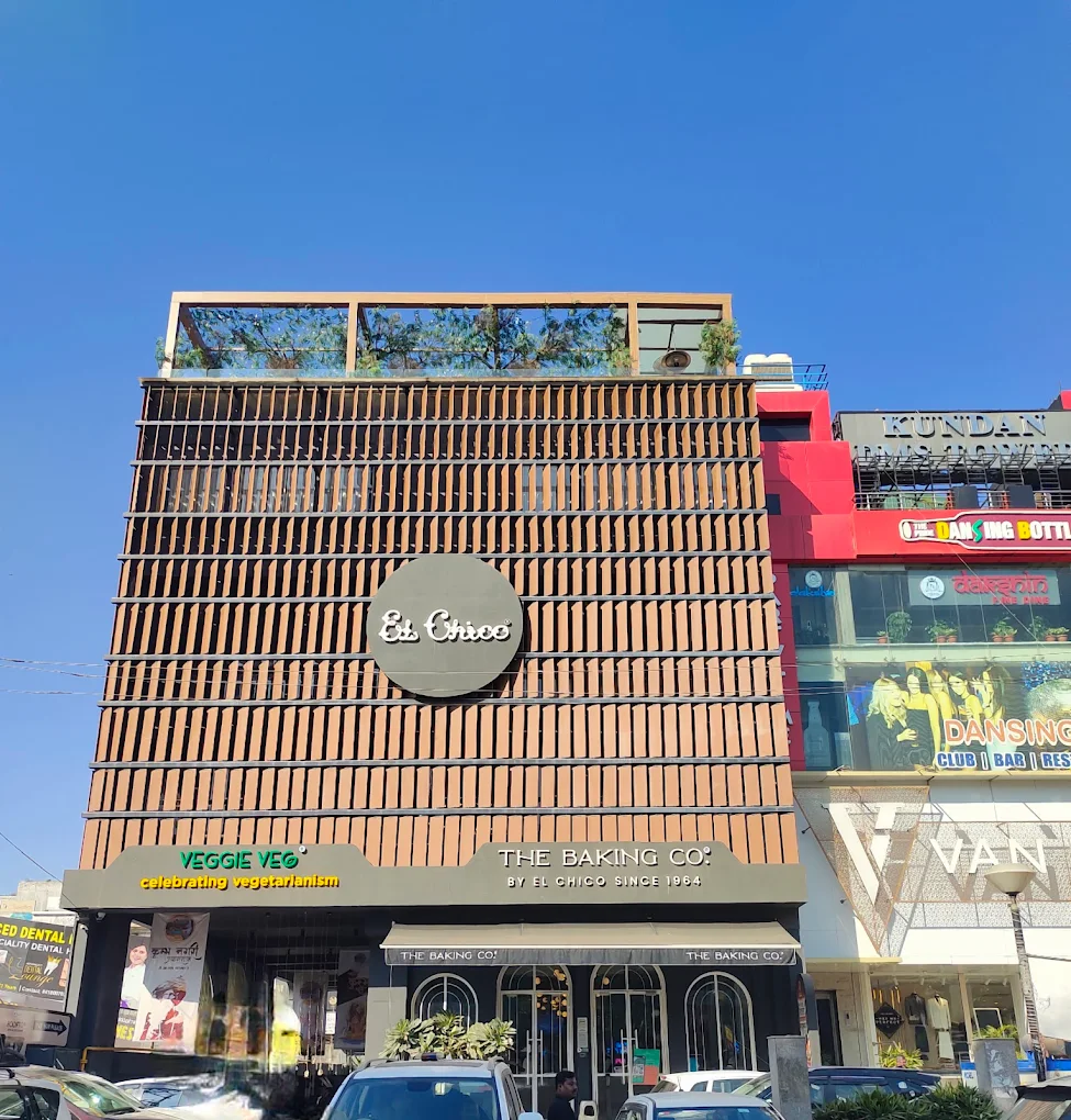 EL Chico Restaurant